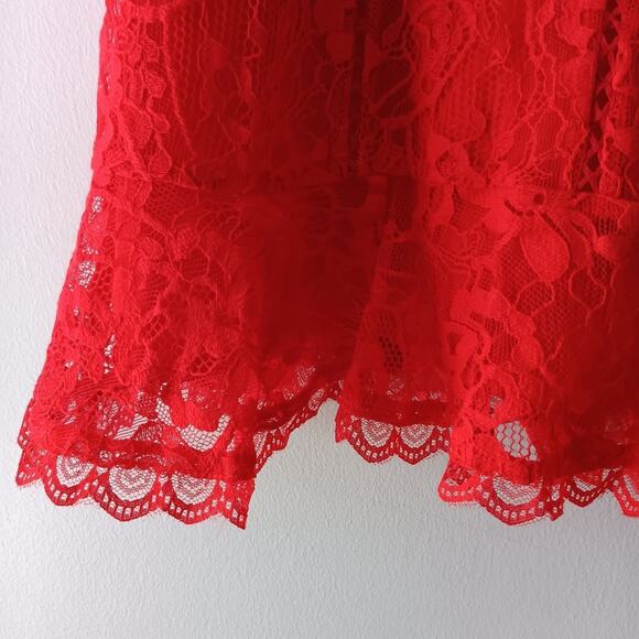 Lovers + Friends Elizabeth Lace Mini Dress Red XS NWT - Picture 4 of 8